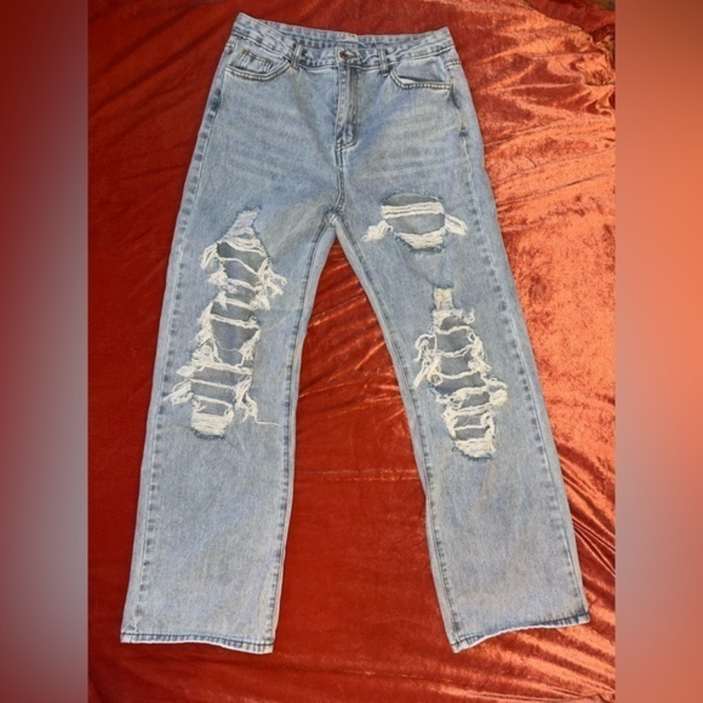SHEIN‎ distressed jeans